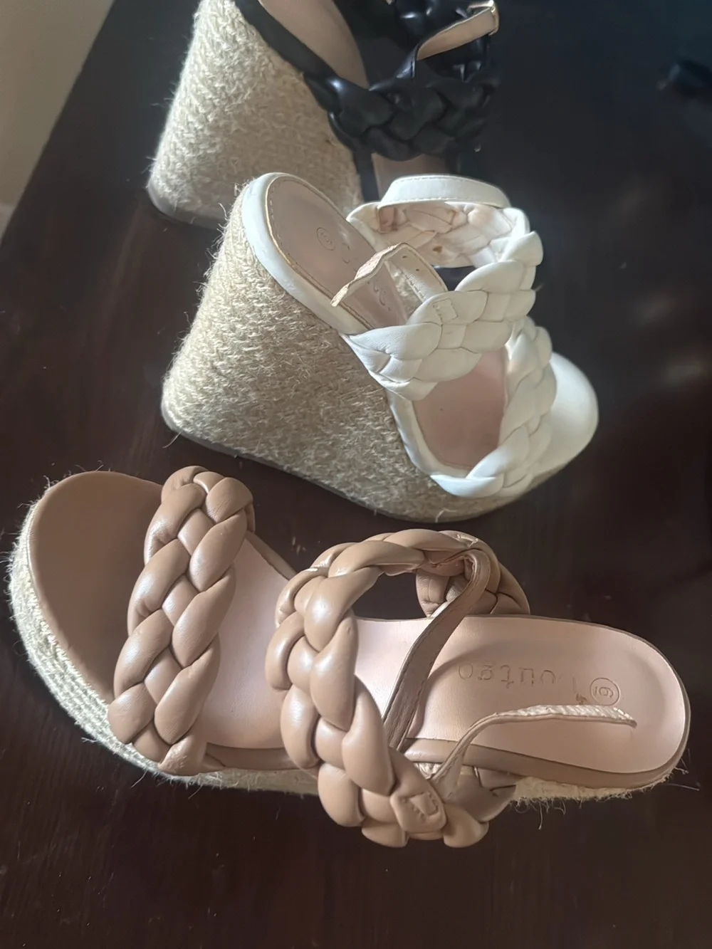 Woven Leather Espadrille Wedge - Tan size 6 *pls note imperfection